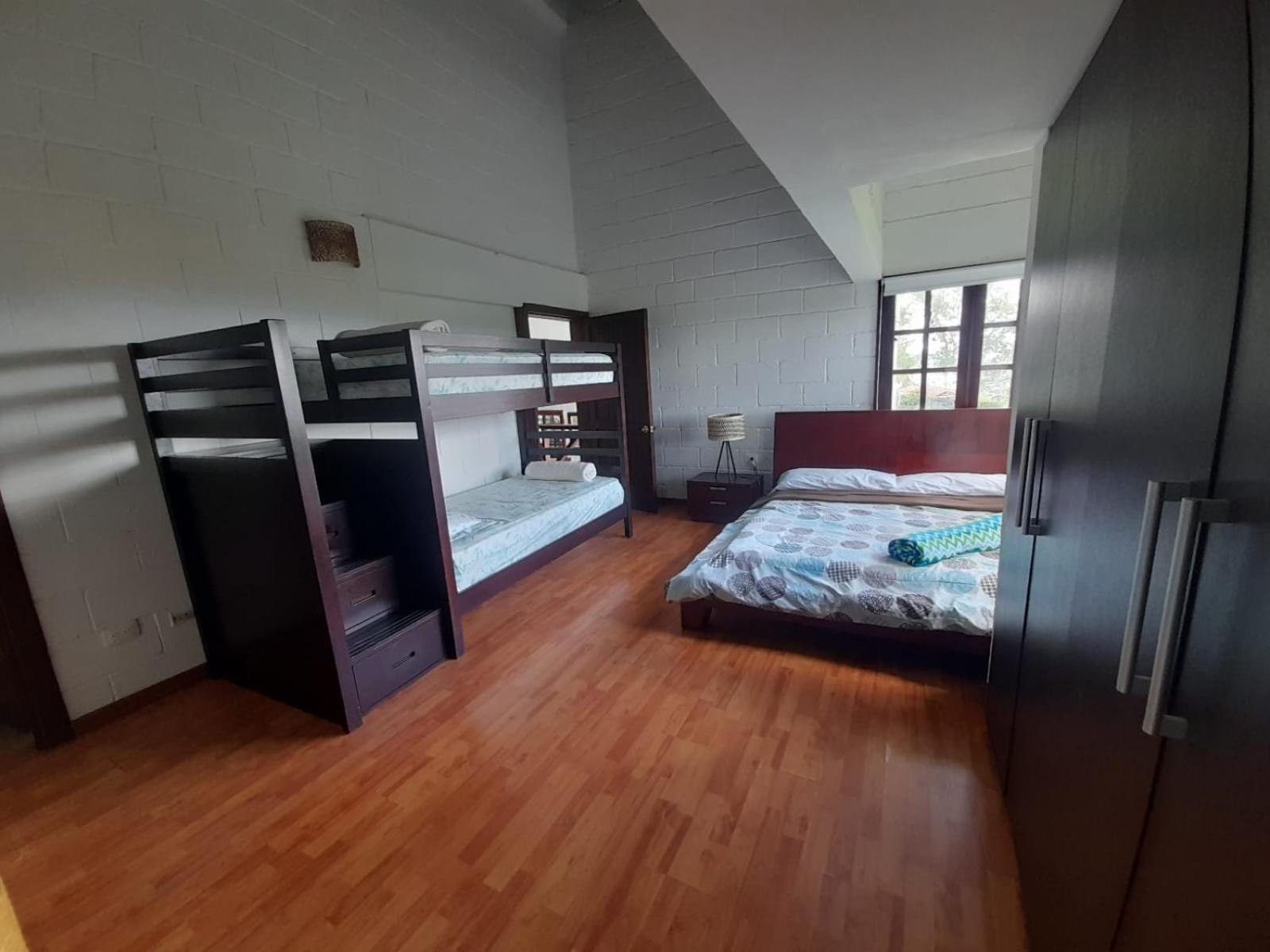 Hotel Maca Lago Калима Екстериор снимка