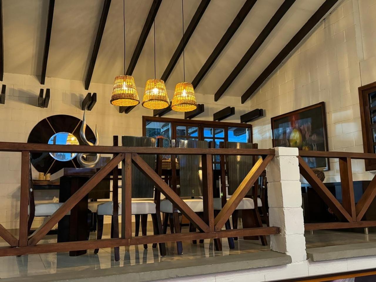 Hotel Maca Lago Калима Екстериор снимка